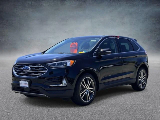 Used 2022 Black Ford Titanium image 5