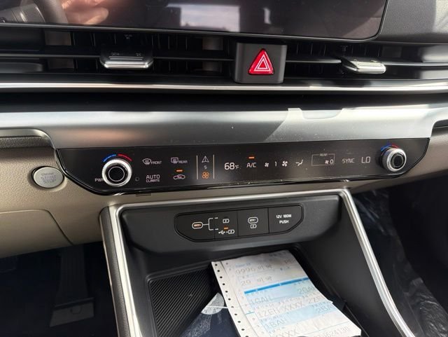 New 2026 Deep Chroma Blue Kia LX image 16