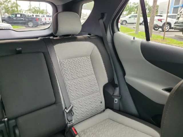 2023 Chevrolet Equinox LS - Photo 18