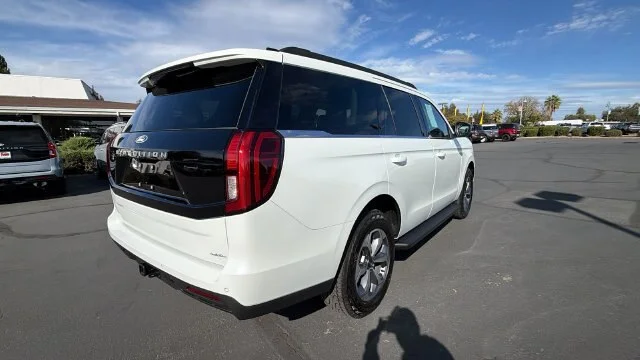 New 2027 Star White Metallic Tri-Coat Ford Active image 37