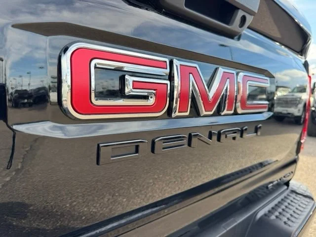 Certified Used 2025 Onyx Black GMC Denali image 19