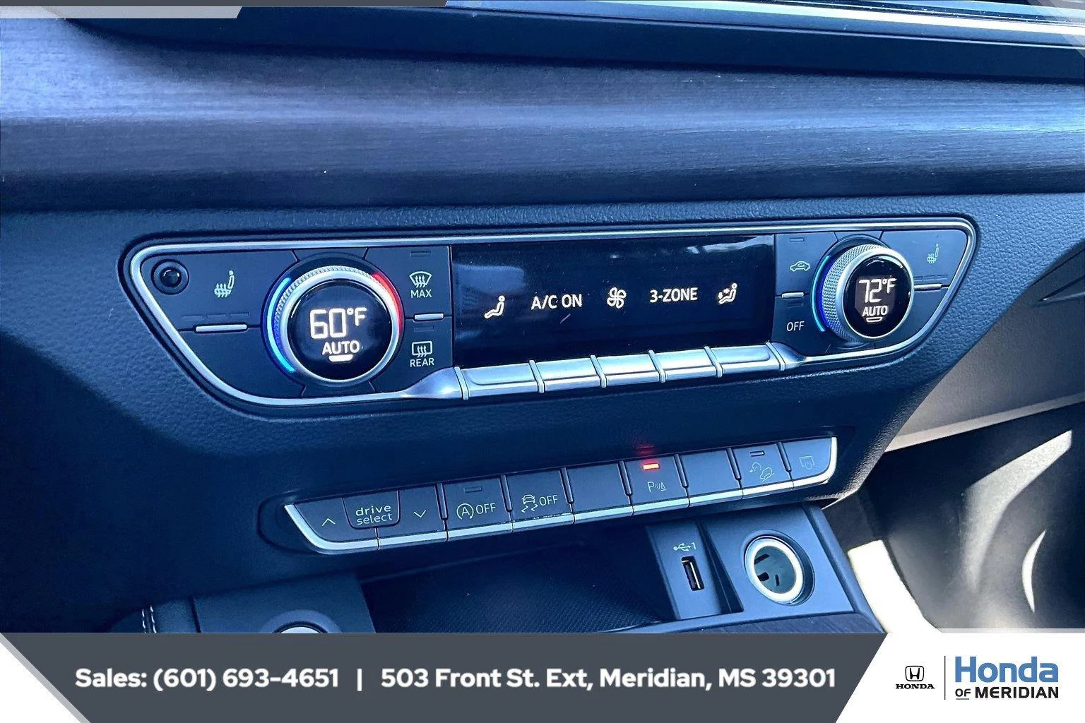 Used 2024  Audi S line Premium Plus image 22