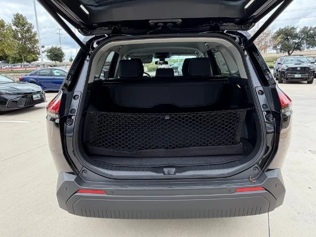 New 2026 Midnight Black Metallic Toyota XLE Premium image 6