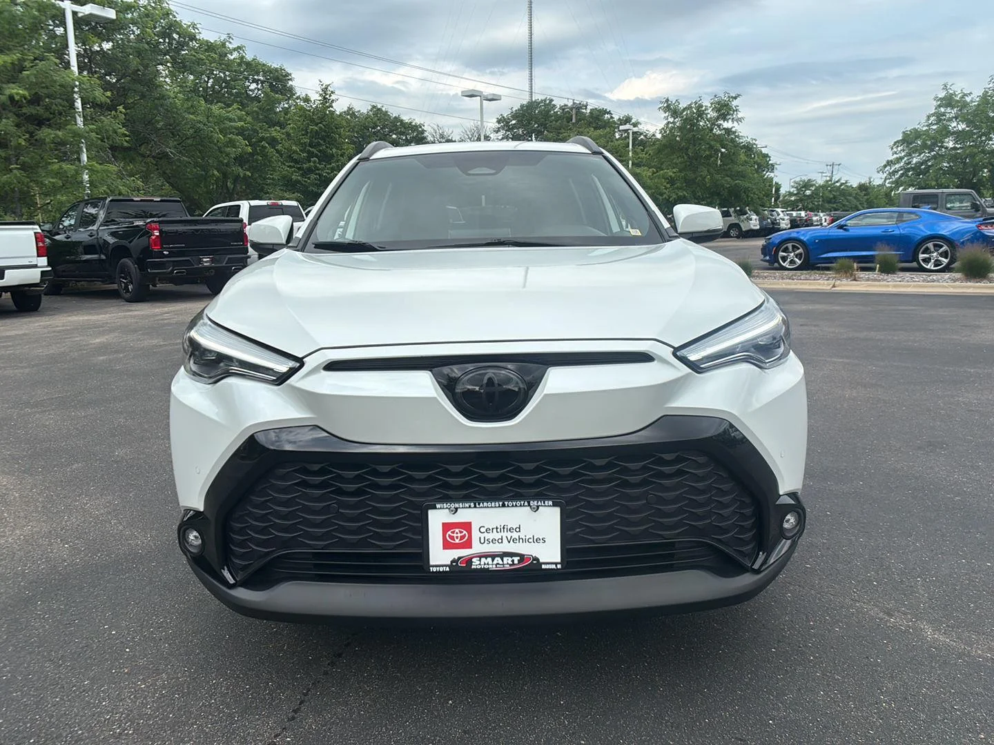 Used 2023 Wind Chill Pearl Toyota XSE image 6