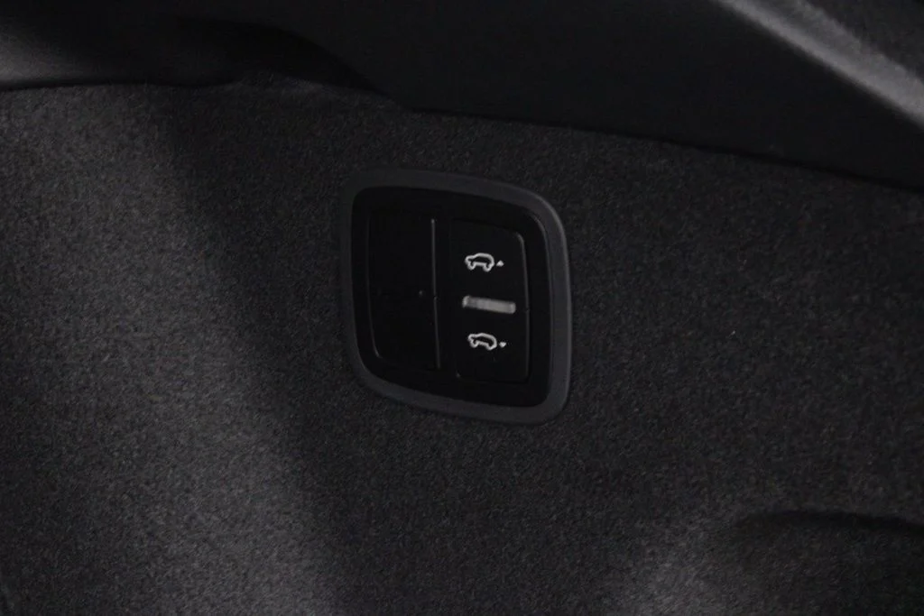 Certified Used 2025 Black Porsche  image 39