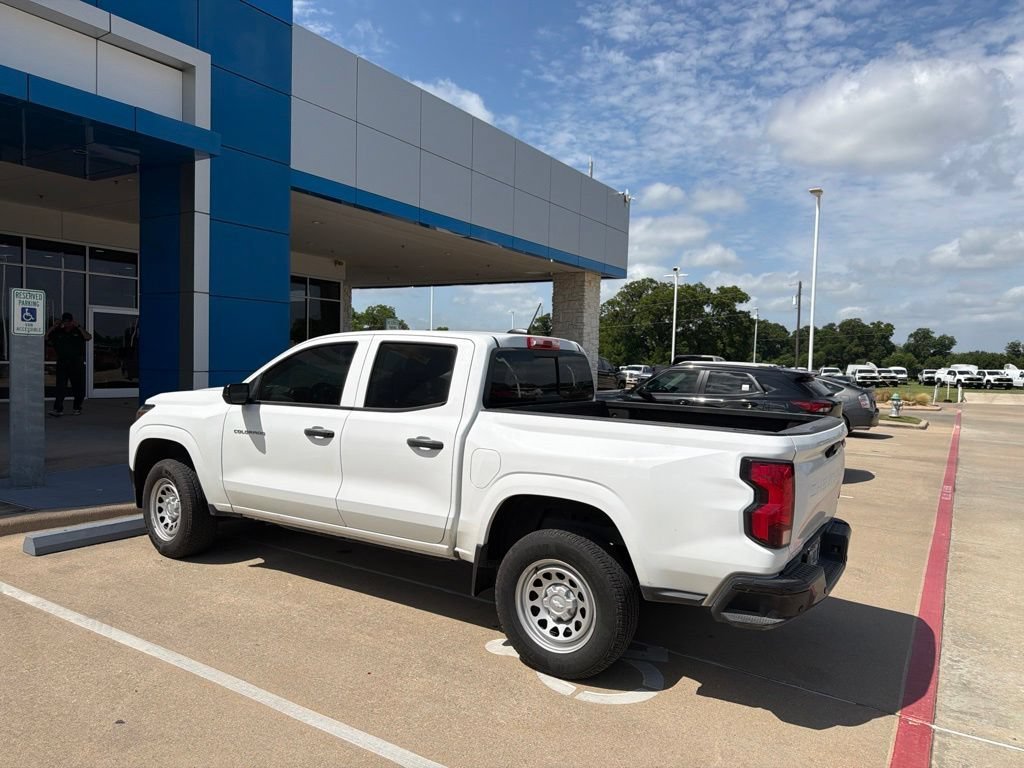 Used 2025 Summit White Chevrolet WT/LT image 3