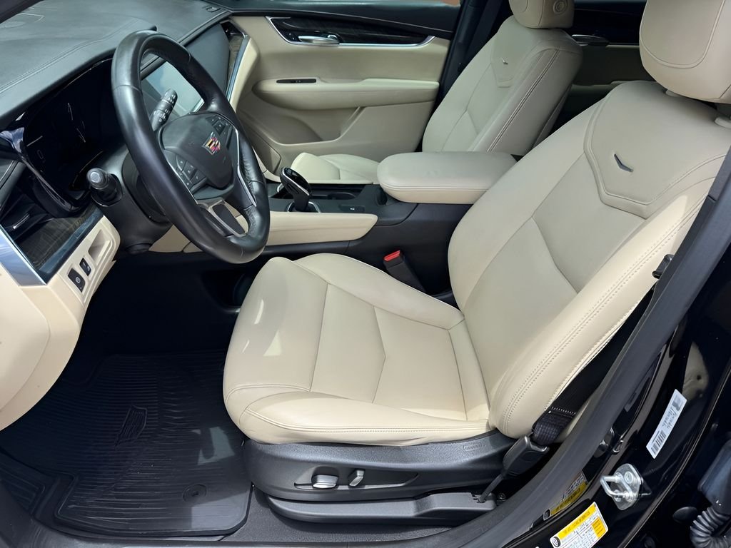Used 2018 Black Cadillac Base image 10