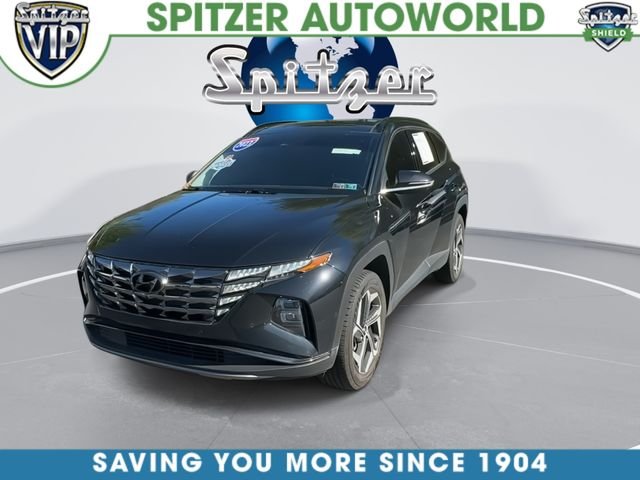 Used 2023 Black Hyundai Limited image 4