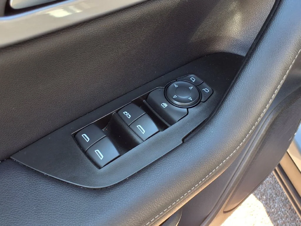 Used 2025 Gray Chevrolet LT image 18
