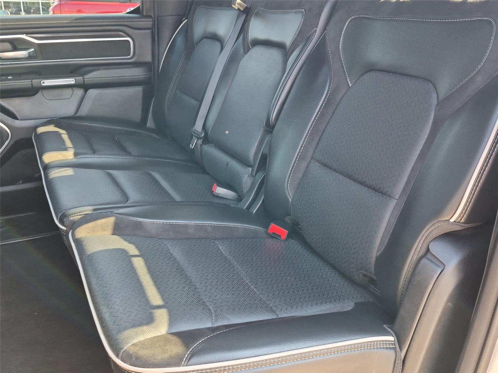 Used 2025 Billet Silver Metallic Clearcoat Ram Laramie image 33