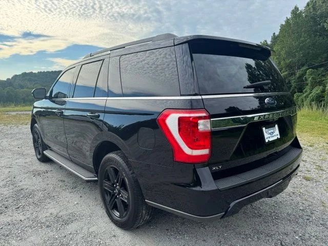Used 2021 Black Ford XLT image 6