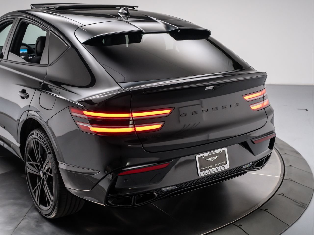 New 2026 Vik Black Genesis 3.5T E-SC MHEV PRESTIGE BLACK image 31