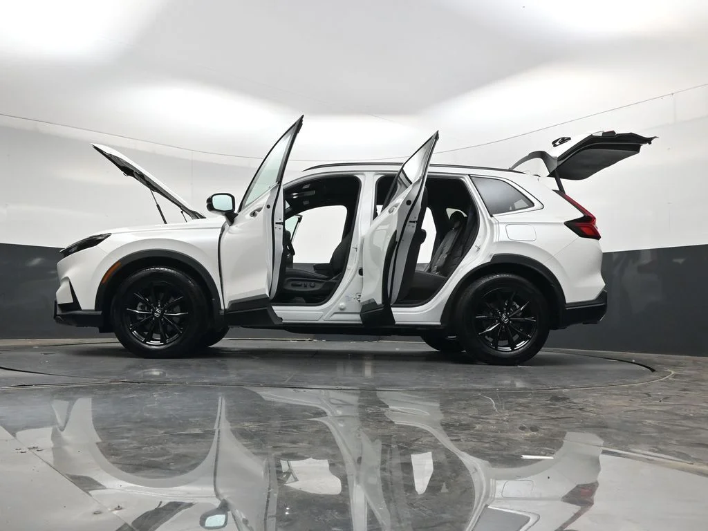 Certified Used 2025 Platinum White Pearl Honda Sport-L image 40