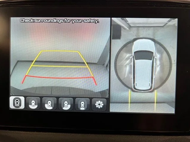 Used 2020 Black Hyundai Limited image 17