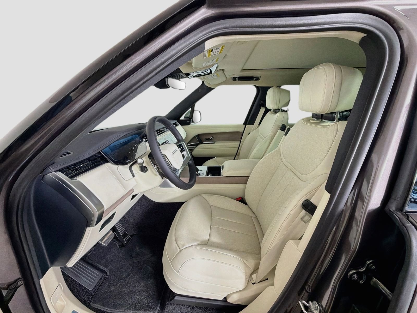 New 2026 Charente Grey LAND ROVER SE image 22