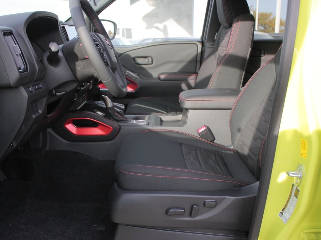 New 2026  Nissan PRO-4X image 21