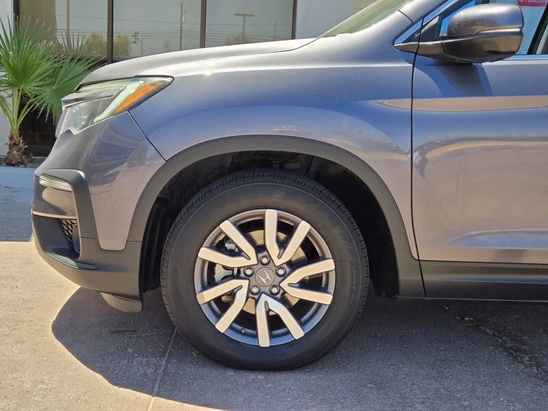 Used 2019 Gray Honda EX-L image 6