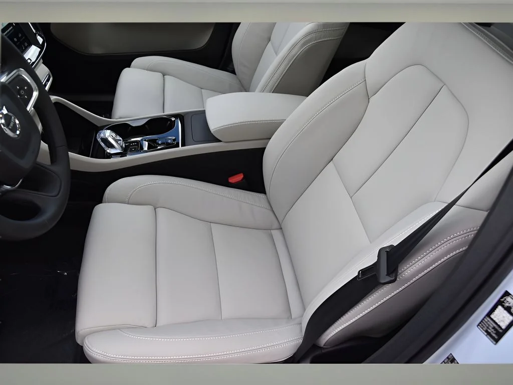 Used 2026 Cloud Blue Volvo Plus image 12