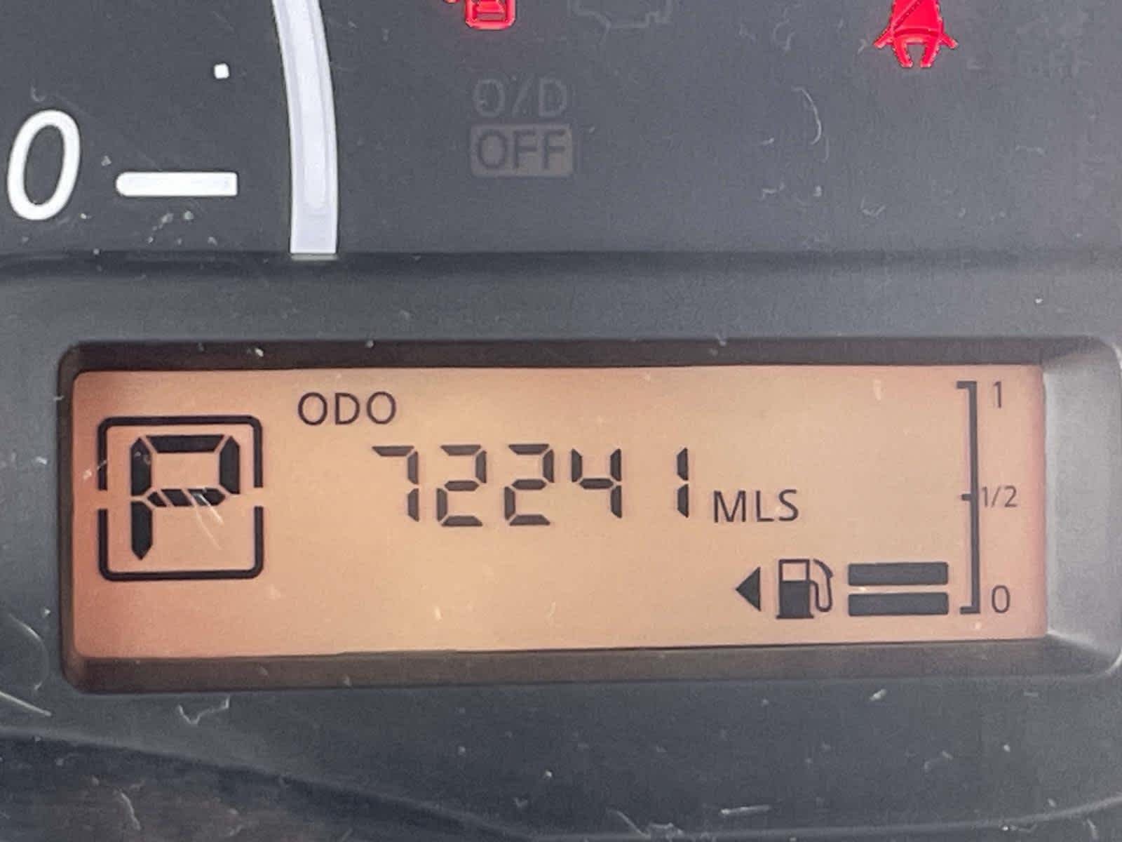 Used 2014 Super Black Nissan S Plus image 27