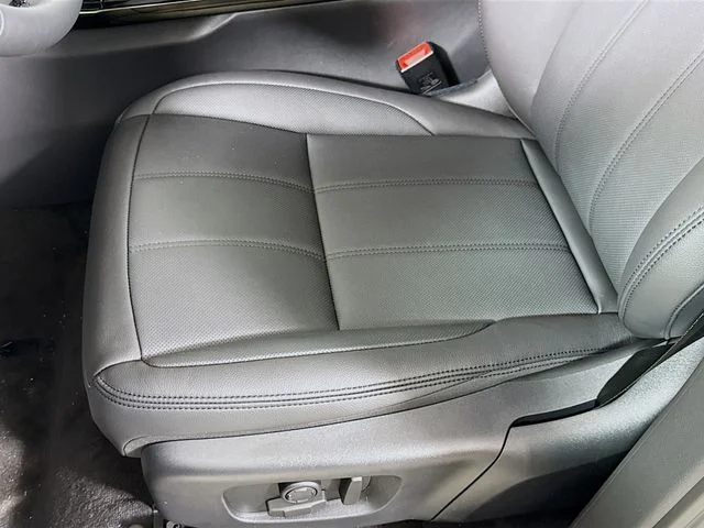 Certified Used 2026 Gray Land Rover S image 22