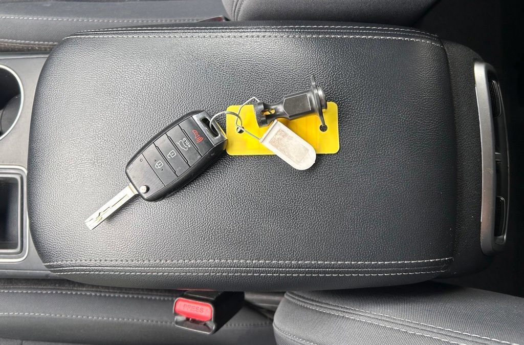 Used 2019 Silver Kia 3.3L LX image 38