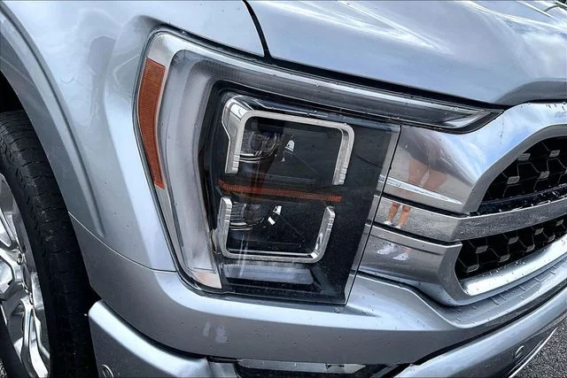 Used 2023 Silver Metallic Ford Platinum image 32