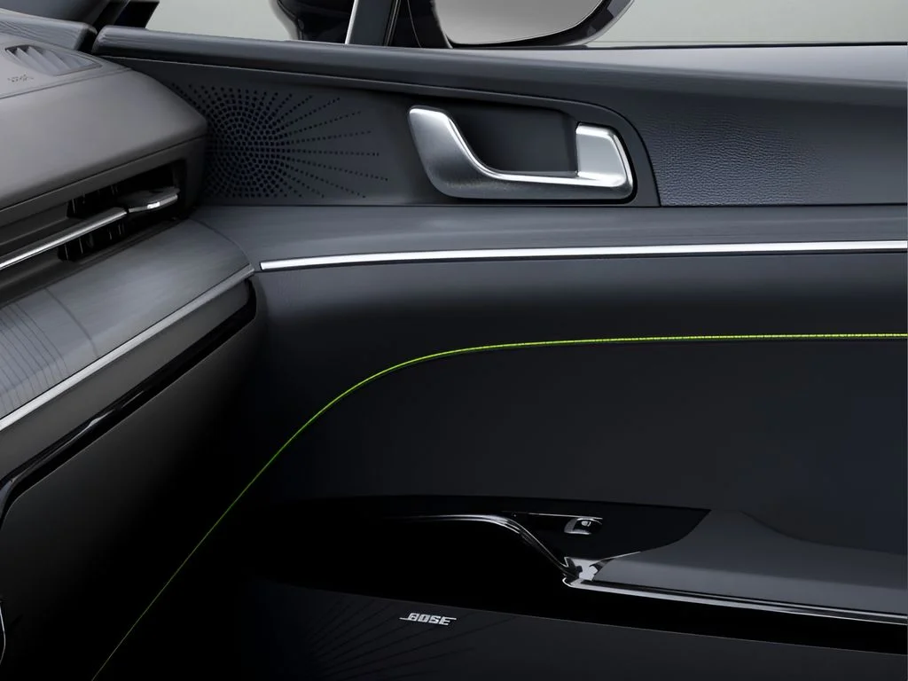 2026 Kia K5 GT - Photo 21