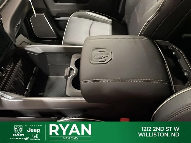 2025 RAM 2500 Laramie - Photo 33