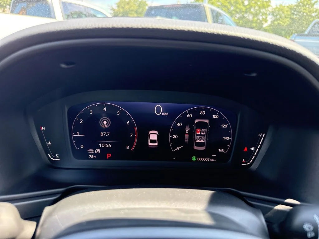 New 2026 Platinum White Pearl Honda LX image 31