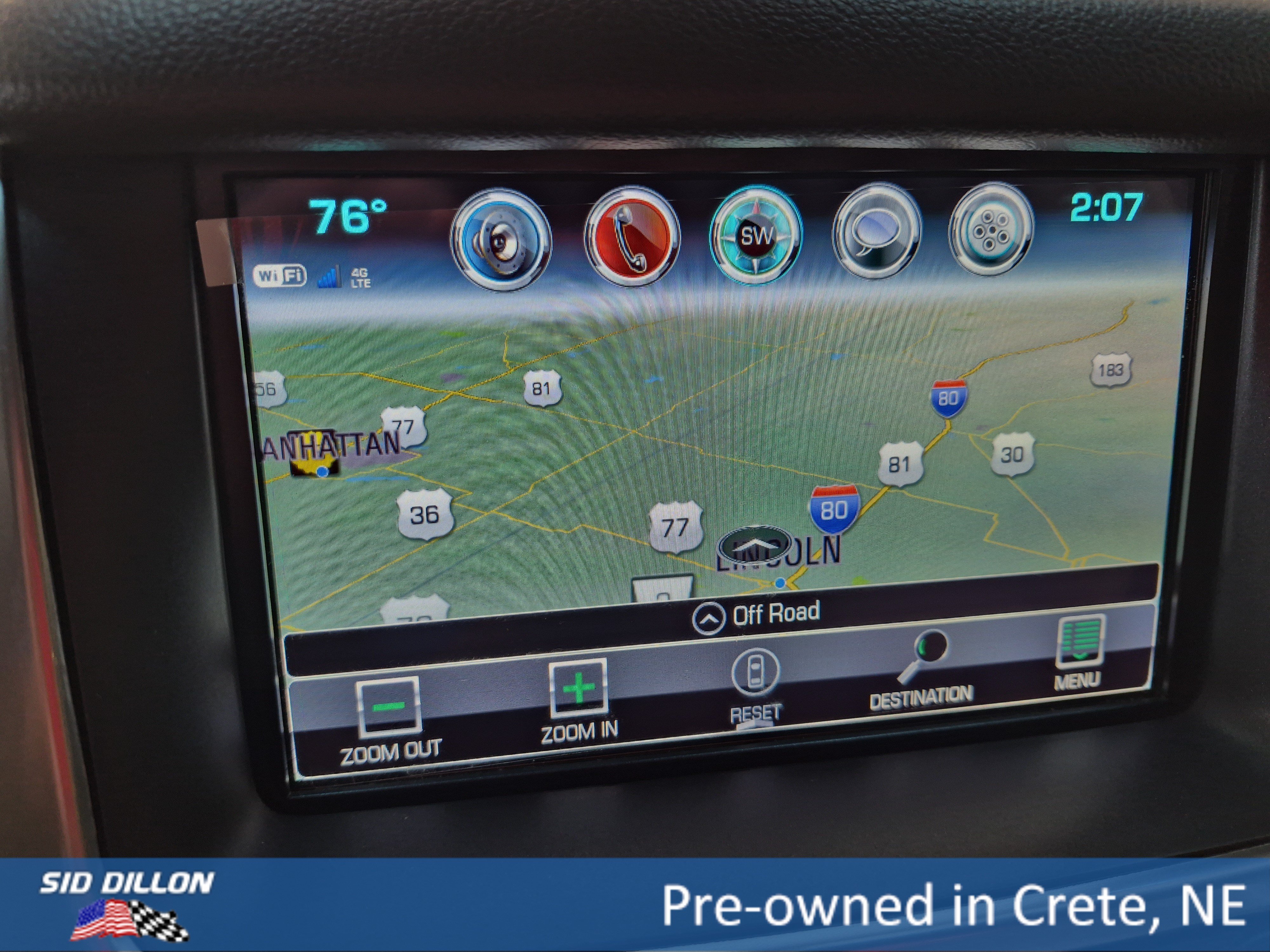 Used 2019 Iridescent Pearl Tricoat Chevrolet LT image 9