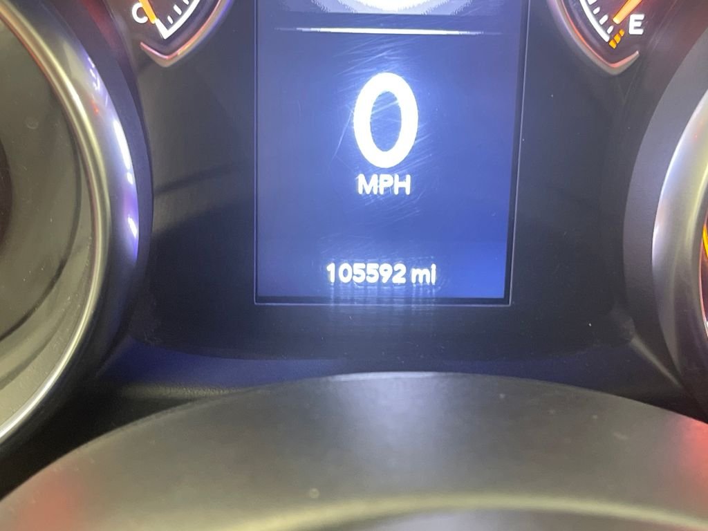 Used 2018 White Jeep Unlimited Sport image 23