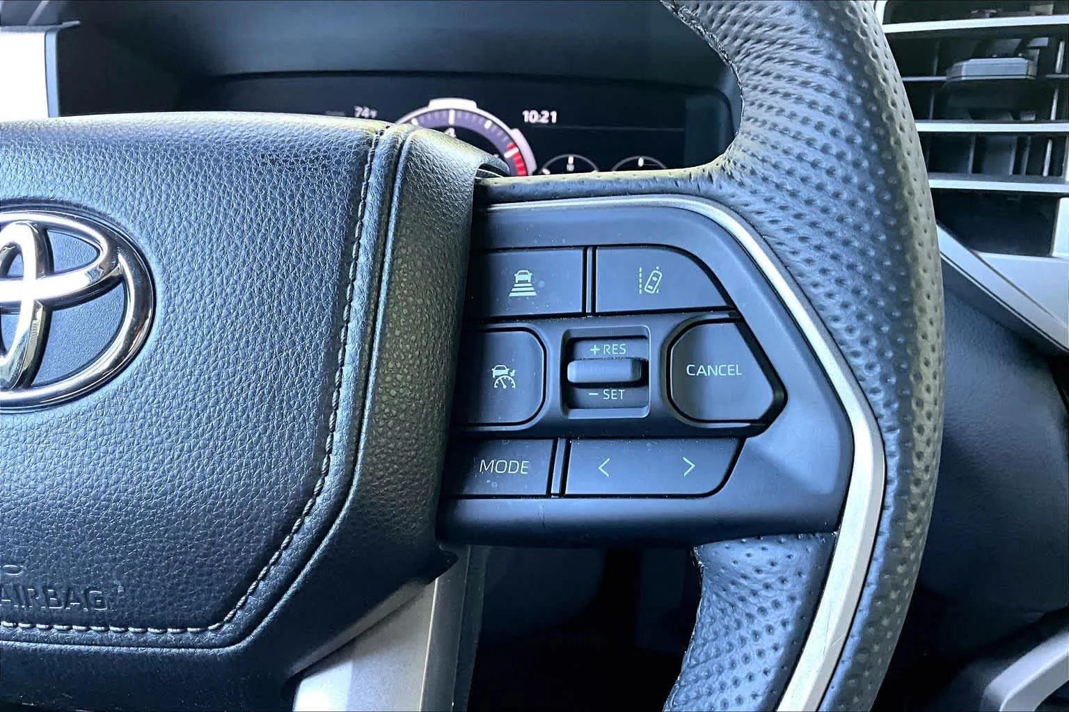 2025 Toyota Sequoia Limited - Photo 24