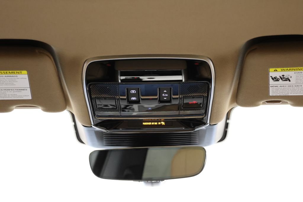 New 2026 Belgravia Green Land Rover SE image 14