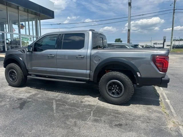 Used 2024 Gray Ford Raptor image 23
