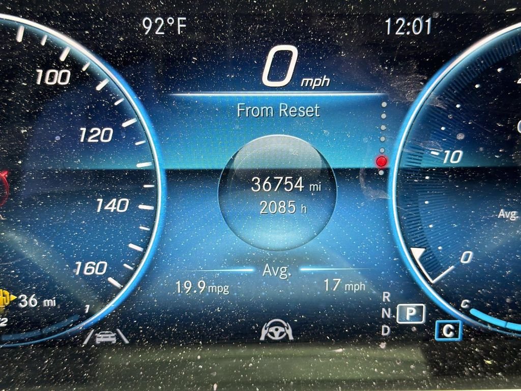 Certified Used 2022 White Mercedes-Benz GLE 350 image 27