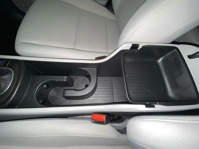Used 2024 Gray Hyundai SEL image 21