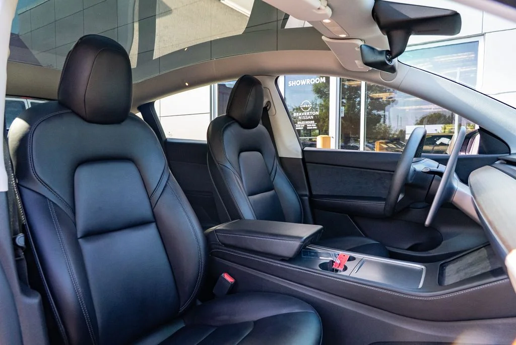 Used 2022 Black Tesla Long Range image 22