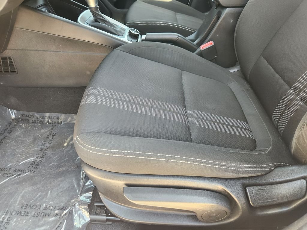 Used 2024 Lunar White Hyundai SEL image 25