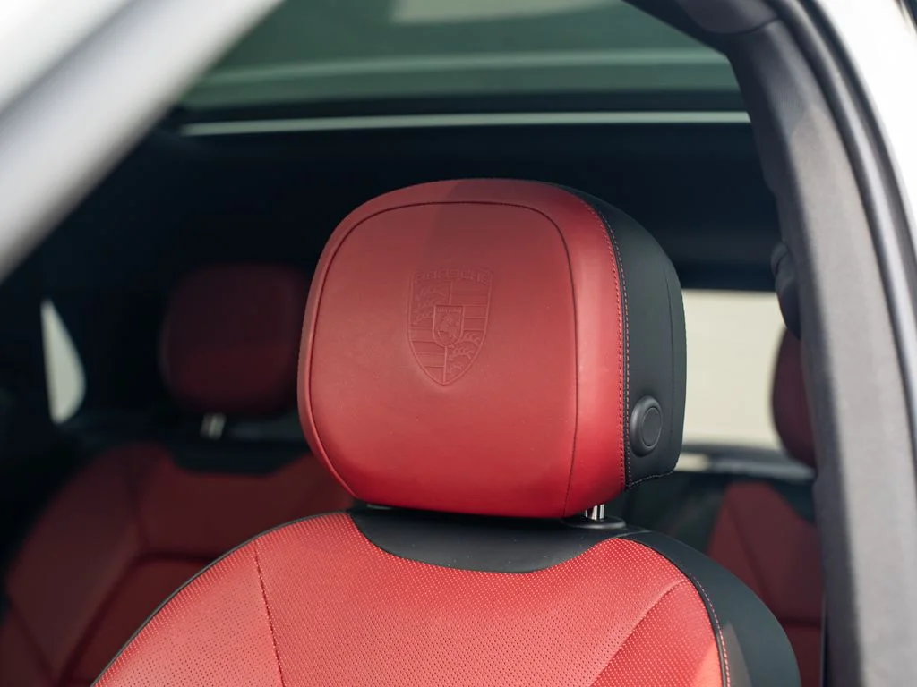 Used 2024 White Porsche Base image 19