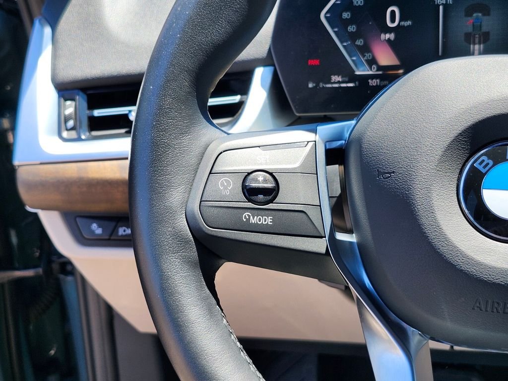 Used 2023 Green BMW xDrive28i image 30