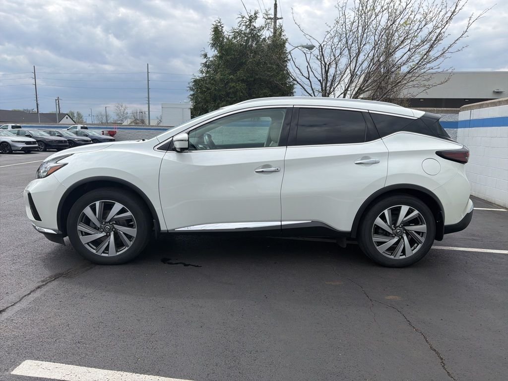 Used 2019 White Nissan SL image 2
