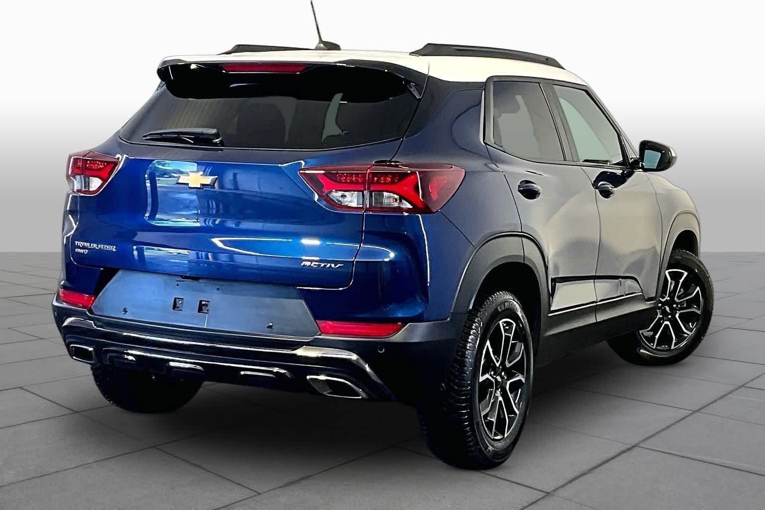 Used 2022 Blue Glow Metallic Chevrolet ACTIV image 13