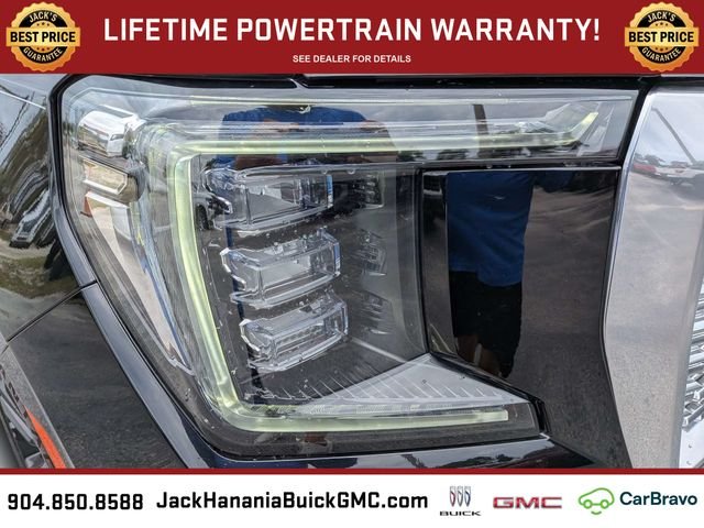 Used 2022 Black GMC Denali image 9