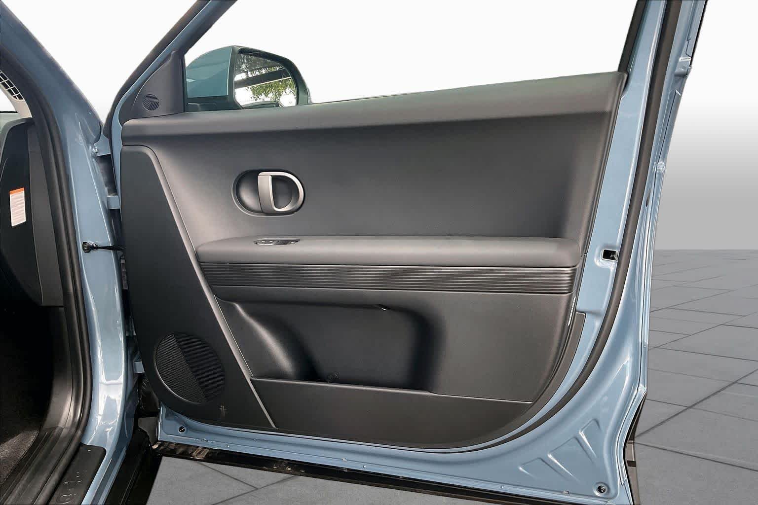 2026 Hyundai IONIQ 5 SE - Photo 22