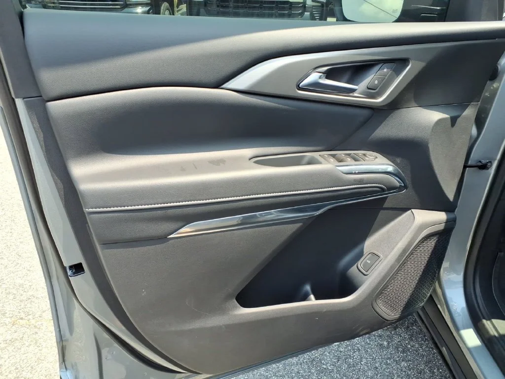 2026 Chevrolet Traverse LT - Photo 20