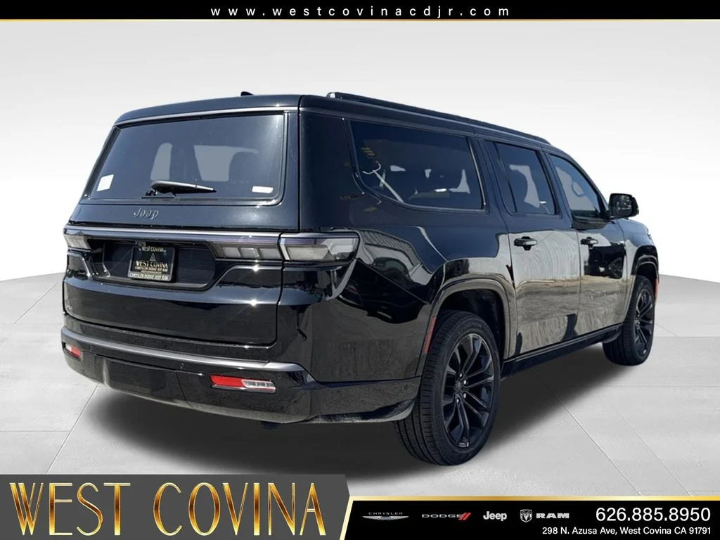 New 2026 High Gloss Black Jeep Summit Reserve image 8