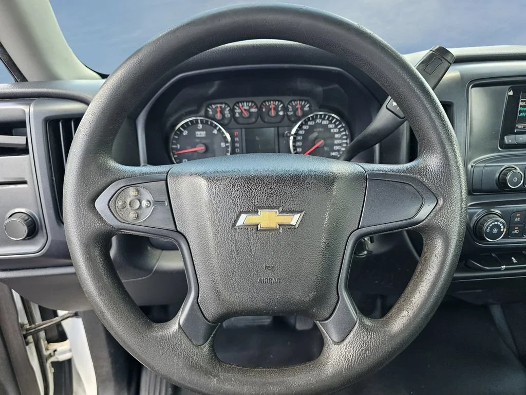 Used 2015 SUMMIT WHITE Chevrolet Work Truck image 18