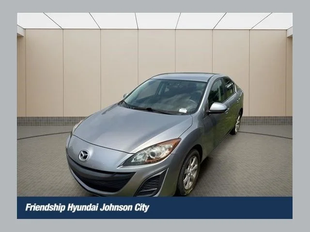 Used 2010 Silver Mazda i Touring image 1