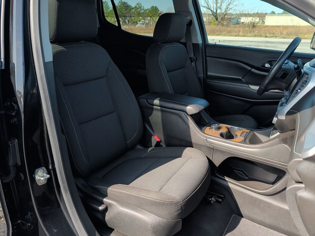 2023 GMC Acadia SLE - Photo 42