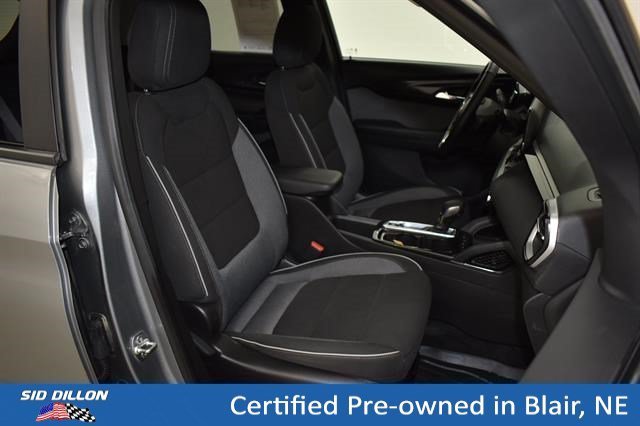 Used 2025 Sterling Gray Metallic Chevrolet LT image 7